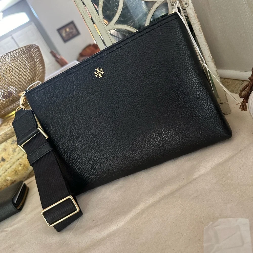 New Tory Burch BLAKE SWINGPACK black